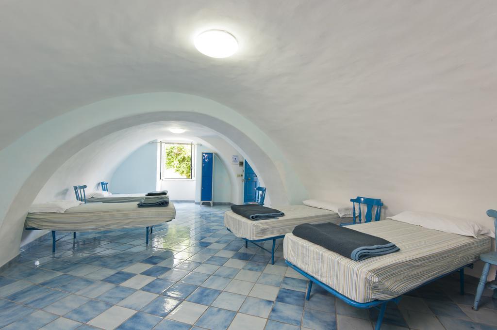 Ring Hostel Forio  Room photo