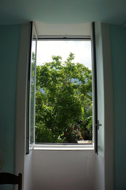 Ring Hostel Forio  Room photo