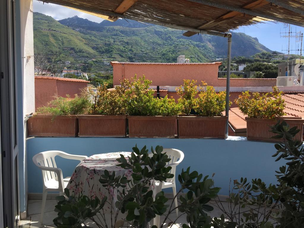 Ring Hostel Forio  Exterior photo
