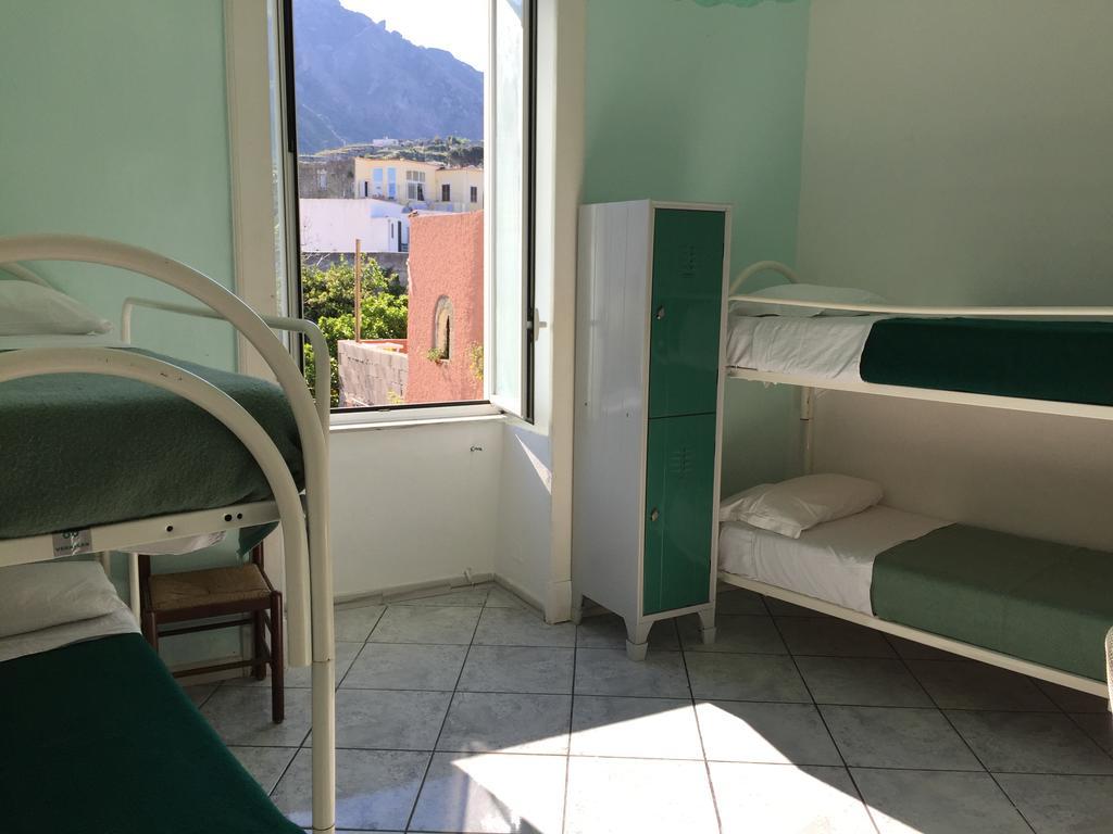 Ring Hostel Forio  Exterior photo